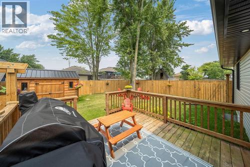 4482 Derby Street, Petrolia, ON - Outdoor With Deck Patio Veranda