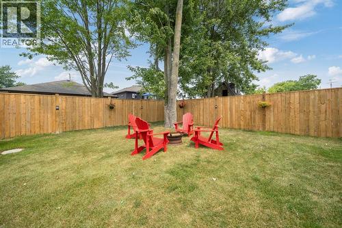 4482 Derby Street, Petrolia, ON - Outdoor