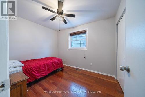43 Patience Crescent, London South (South X), ON - Indoor Photo Showing Bedroom
