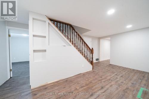 43 Patience Crescent, London South (South X), ON - Indoor Photo Showing Other Room