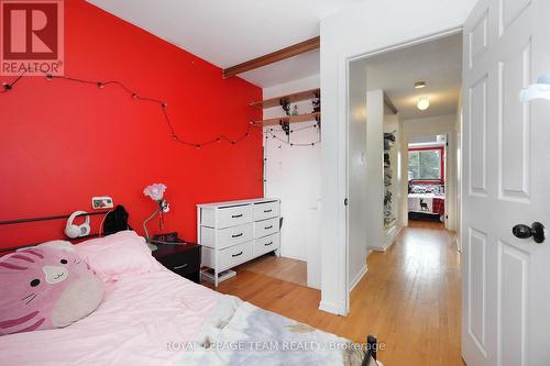 1807 Meadowbrook Road, Ottawa, ON - Indoor Photo Showing Bedroom