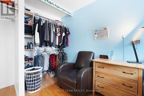 1807 Meadowbrook Road, Ottawa, ON - Indoor With Storage