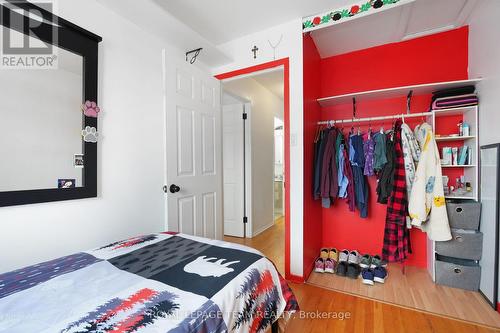 1807 Meadowbrook Road, Ottawa, ON - Indoor Photo Showing Bedroom