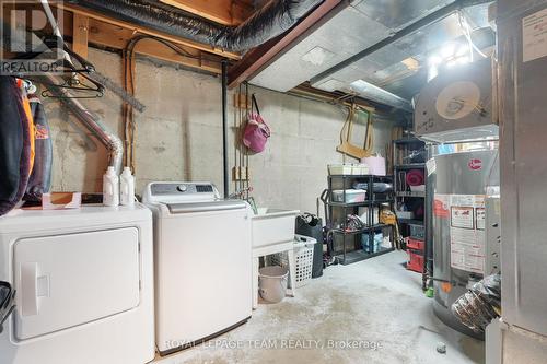 1807 Meadowbrook Road, Ottawa, ON - Indoor Photo Showing Laundry Room