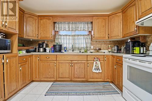 3 Borden Avenue, Port Colborne (Main Street), ON - Indoor Photo Showing Kitchen