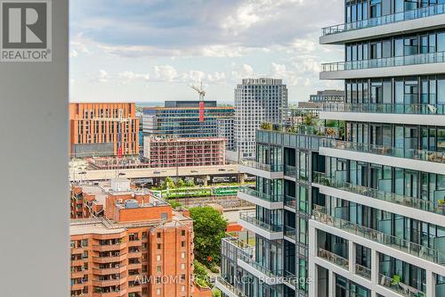 1723 - 70 Princess Street, Toronto, ON - Outdoor With Balcony