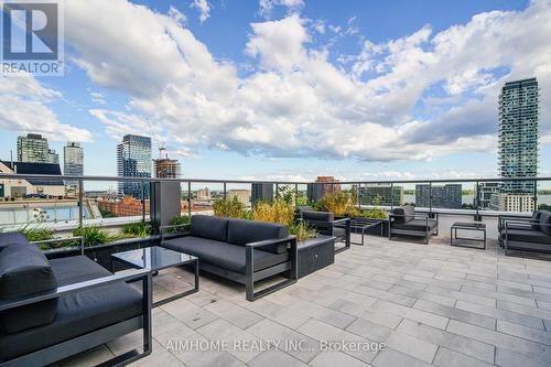 1723 - 70 Princess Street, Toronto, ON - Outdoor With View