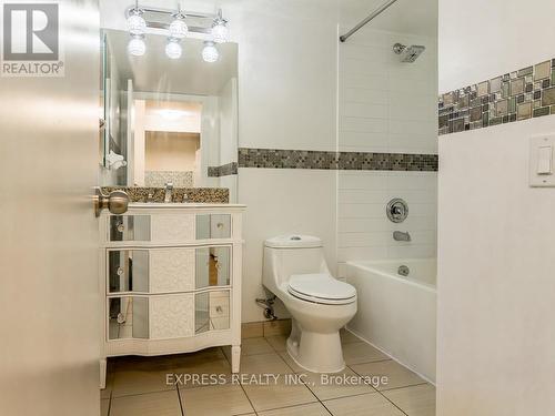 2806 - 125 Village Green Square, Toronto, ON - Indoor Photo Showing Bathroom