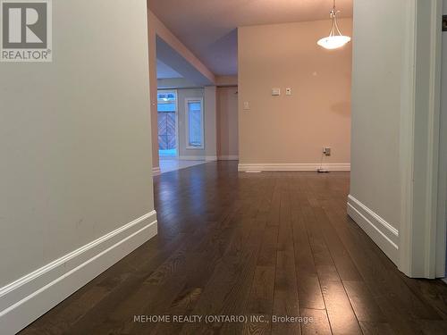 201 Spring Garden Drive, Waterloo, ON - Indoor Photo Showing Other Room