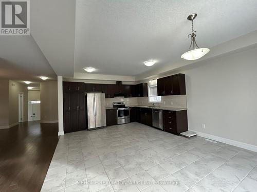 201 Spring Garden Drive, Waterloo, ON - Indoor Photo Showing Kitchen