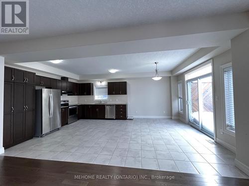 201 Spring Garden Drive, Waterloo, ON - Indoor Photo Showing Kitchen
