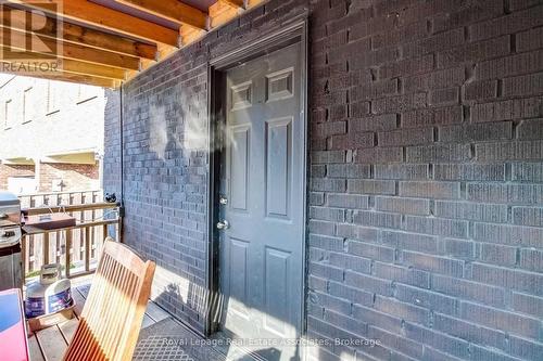 881 Lakeshore Road E, Mississauga, ON 