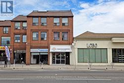 2184 BLOOR STREET W  Toronto, ON M6S 1N3
