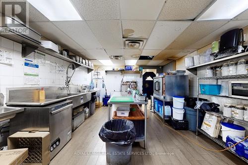 2184 Bloor Street W, Toronto, ON 