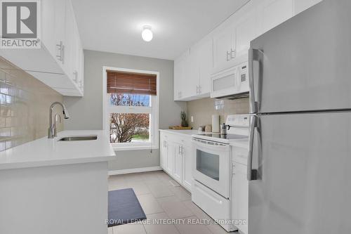 36 Greenboro Crescent, Ottawa, ON - Indoor Photo Showing Kitchen
