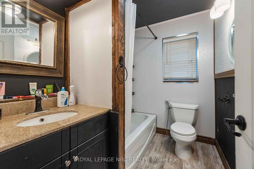23 Verne Avenue, Welland (Broadway), ON - Indoor Photo Showing Bathroom