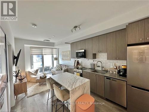 1114 - 15 Wellington Street S, Kitchener, ON - Indoor Photo Showing Kitchen