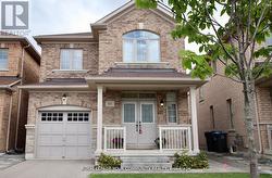 101 THORNBUSH BOULEVARD  Brampton, ON L7A 4J9
