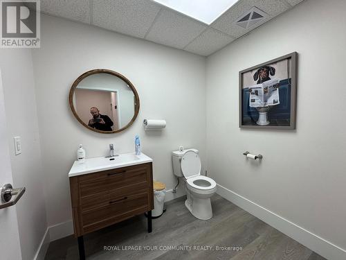 724 Lakeshore Road E, Mississauga, ON 