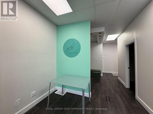 724 Lakeshore Road E, Mississauga, ON 