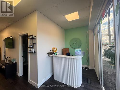 724 Lakeshore Road E, Mississauga, ON 