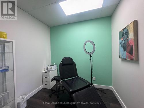 724 Lakeshore Road E, Mississauga, ON 