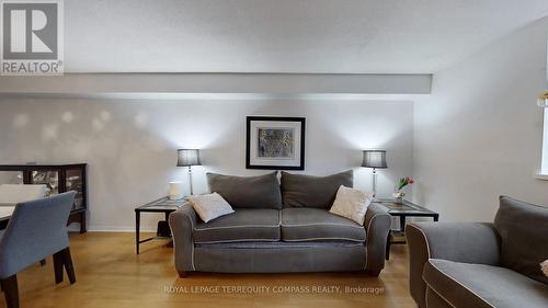 208 - 1155 Bough Beeches Boulevard, Mississauga, ON - Indoor Photo Showing Living Room