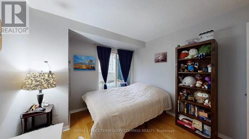 208 - 1155 Bough Beeches Boulevard, Mississauga, ON - Indoor Photo Showing Bedroom