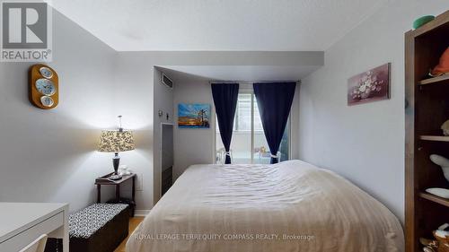 208 - 1155 Bough Beeches Boulevard, Mississauga, ON - Indoor Photo Showing Bedroom