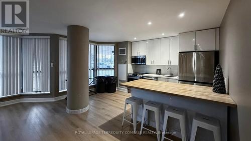 208 - 1155 Bough Beeches Boulevard, Mississauga, ON - Indoor Photo Showing Kitchen