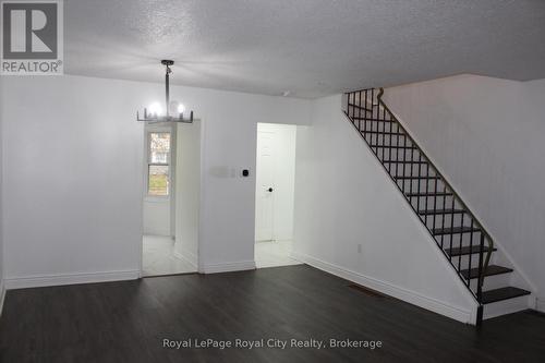 137 Jansen Avenue, Kitchener, ON - Indoor Photo Showing Other Room