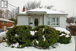 198 KINGSCOURT AVENUE  Kingston (East Of Sir John A. Blvd), ON K7K 4P8