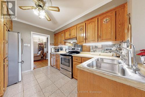 1435 Strathy Avenue, Mississauga, ON - Indoor Photo Showing Kitchen With Double Sink