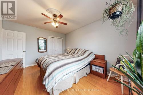 1435 Strathy Avenue, Mississauga, ON - Indoor Photo Showing Bedroom