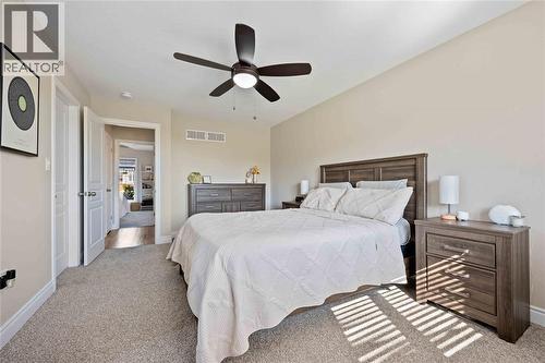 565 Spokane Boulevard, St Clair, ON - Indoor Photo Showing Bedroom