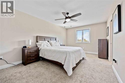 565 Spokane Boulevard, St Clair, ON - Indoor Photo Showing Bedroom