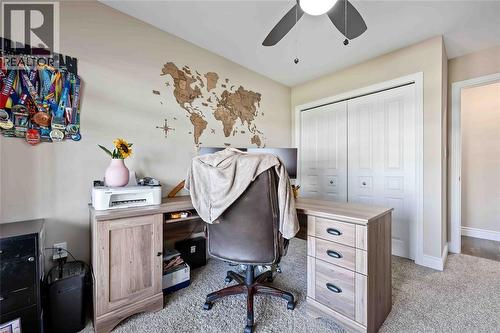 565 Spokane Boulevard, St Clair, ON - Indoor