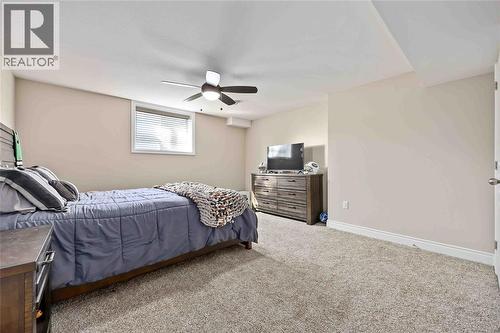565 Spokane Boulevard, St Clair, ON - Indoor Photo Showing Bedroom