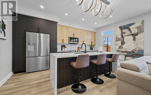 3421 Eternity Way, Oakville, ON - Indoor Photo Showing Kitchen With Upgraded Kitchen