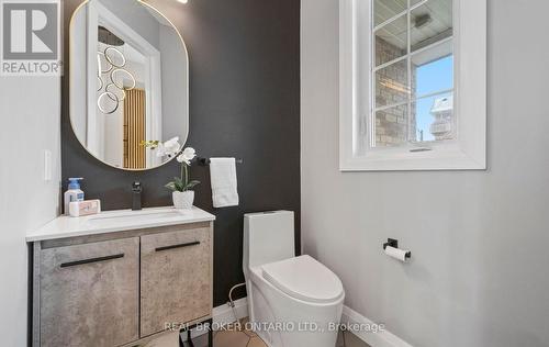 3421 Eternity Way, Oakville, ON - Indoor Photo Showing Bathroom