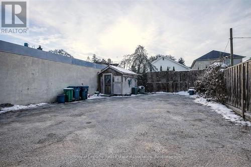 881 Lakeshore Road E, Mississauga, ON - Outdoor