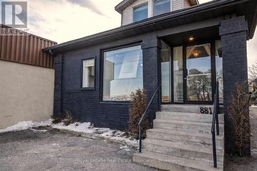 881 Lakeshore Road E, Mississauga, ON - Outdoor