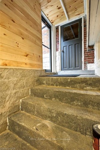 17 Gary Avenue, Hamilton, ON -  With Exterior