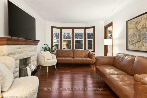 17 Gary Avenue, Hamilton, ON - Indoor Photo Showing Living Room With Fireplace