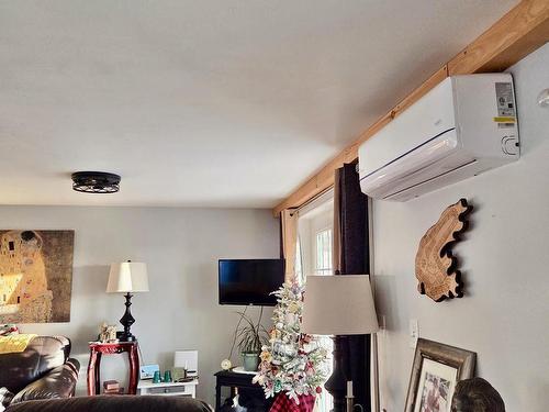 22 Highview Street, Port Hastings, NS 