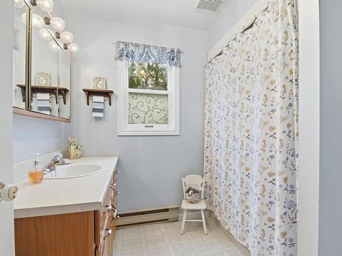 44 Lakewood Drive Extension, Brooklyn, NS 