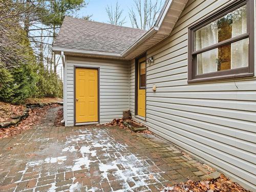 44 Lakewood Drive Extension, Brooklyn, NS 