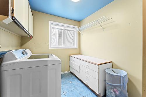 Salle de lavage - 1363  - 1367 Rue Dollard, Terrebonne (Lachenaie), QC - Indoor Photo Showing Laundry Room