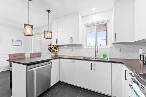 Cuisine - 1363  - 1367 Rue Dollard, Terrebonne (Lachenaie), QC - Indoor Photo Showing Kitchen With Double Sink