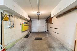 Garage - 
